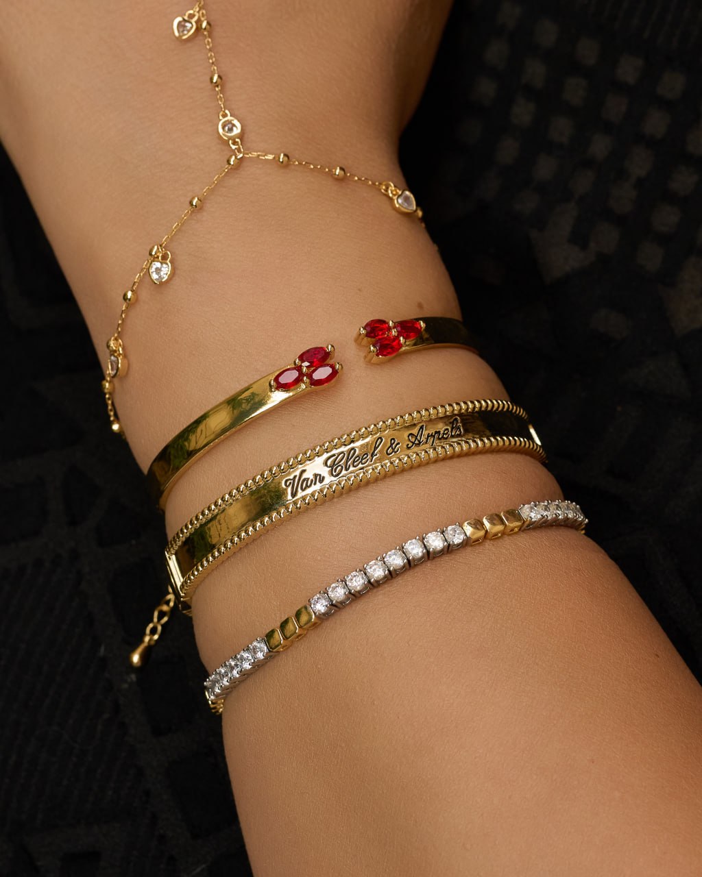 Platinum gold plated 18 k eith micro zircon strasses