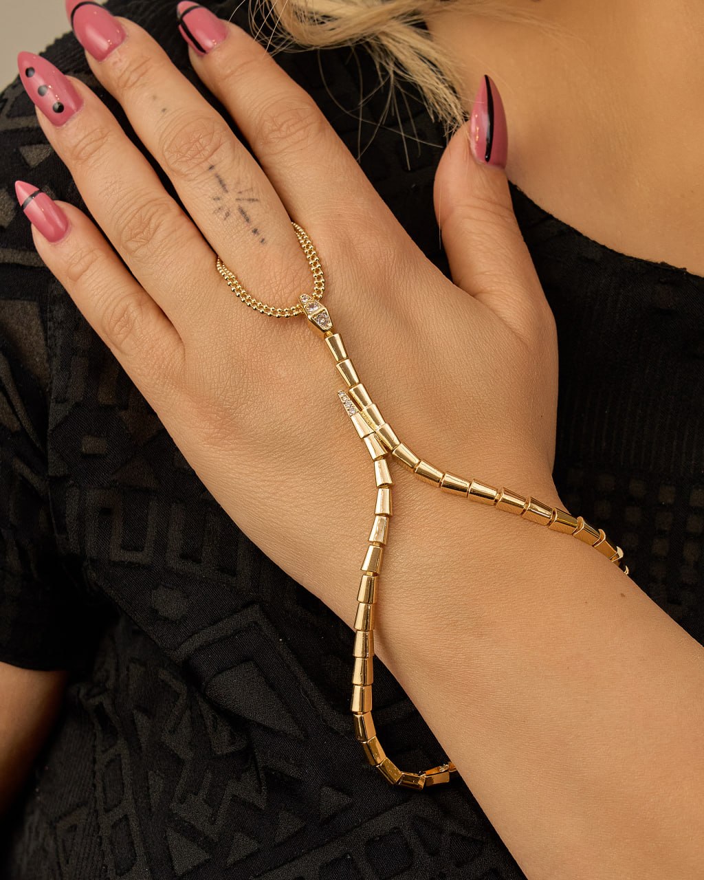 Hand chain
