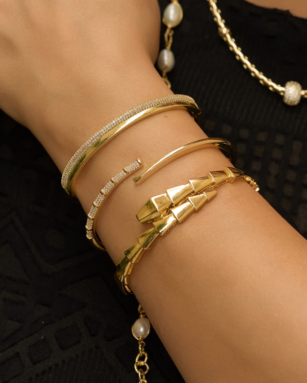 Platinum gold plated 18k with zircon strasses Bangeles
