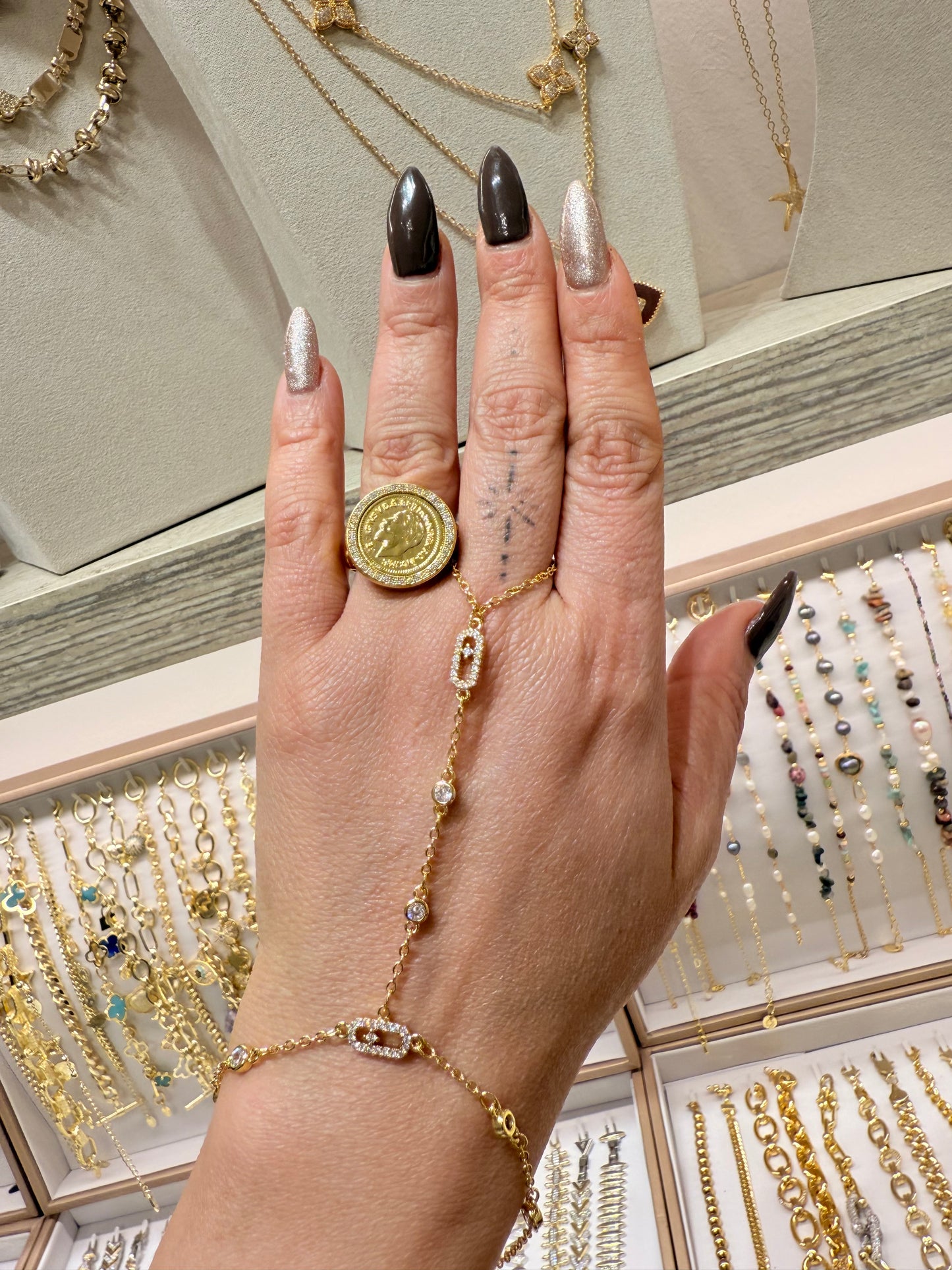 Hand chains