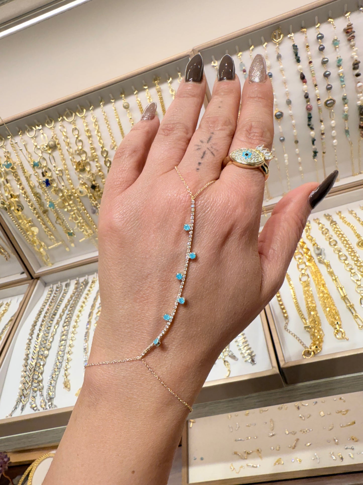 Hand chains