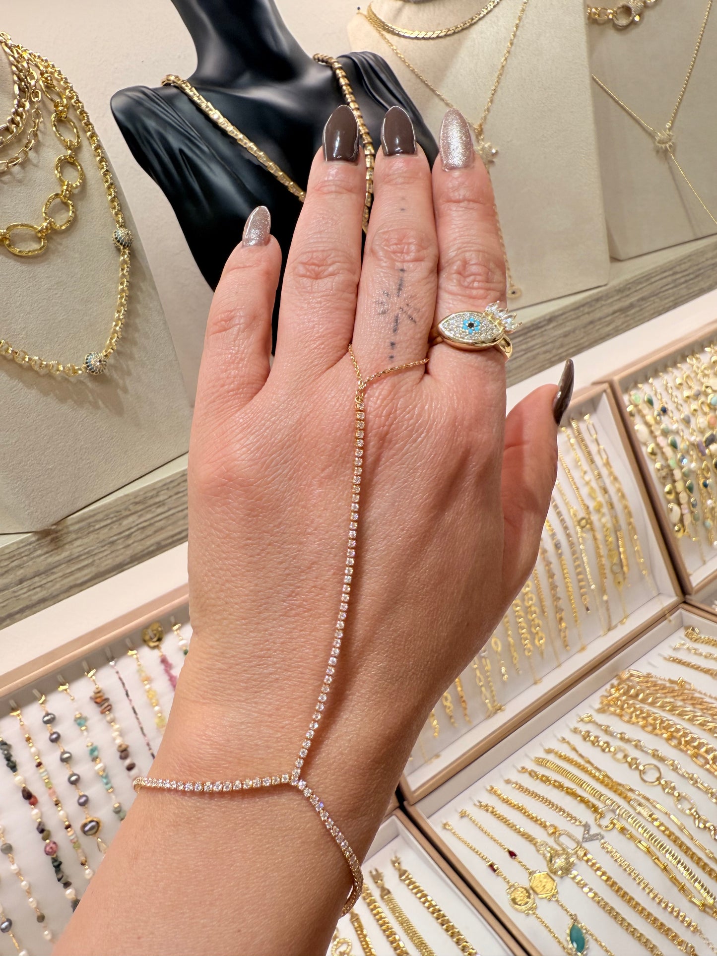 Hand chains