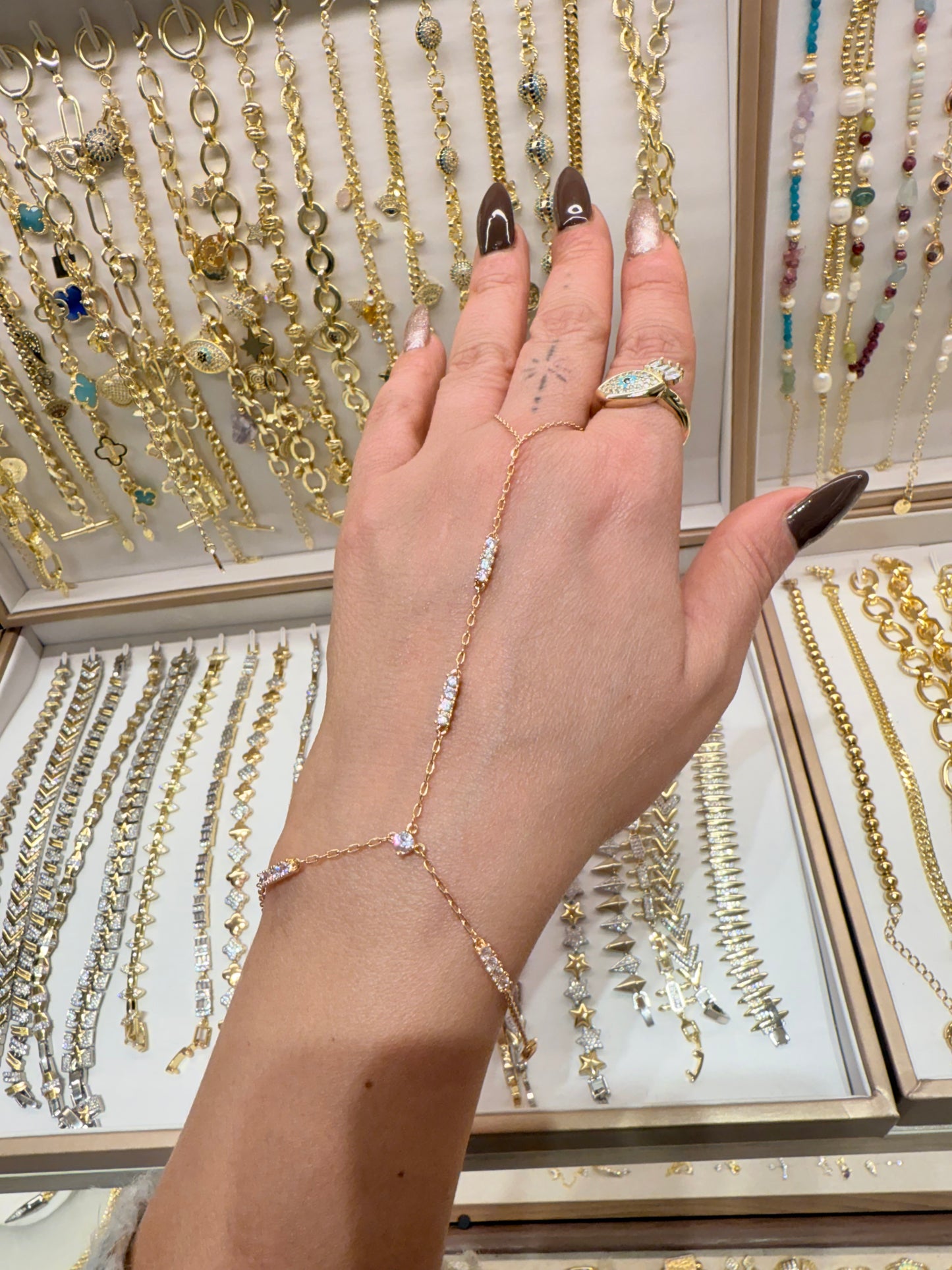 Hand chains