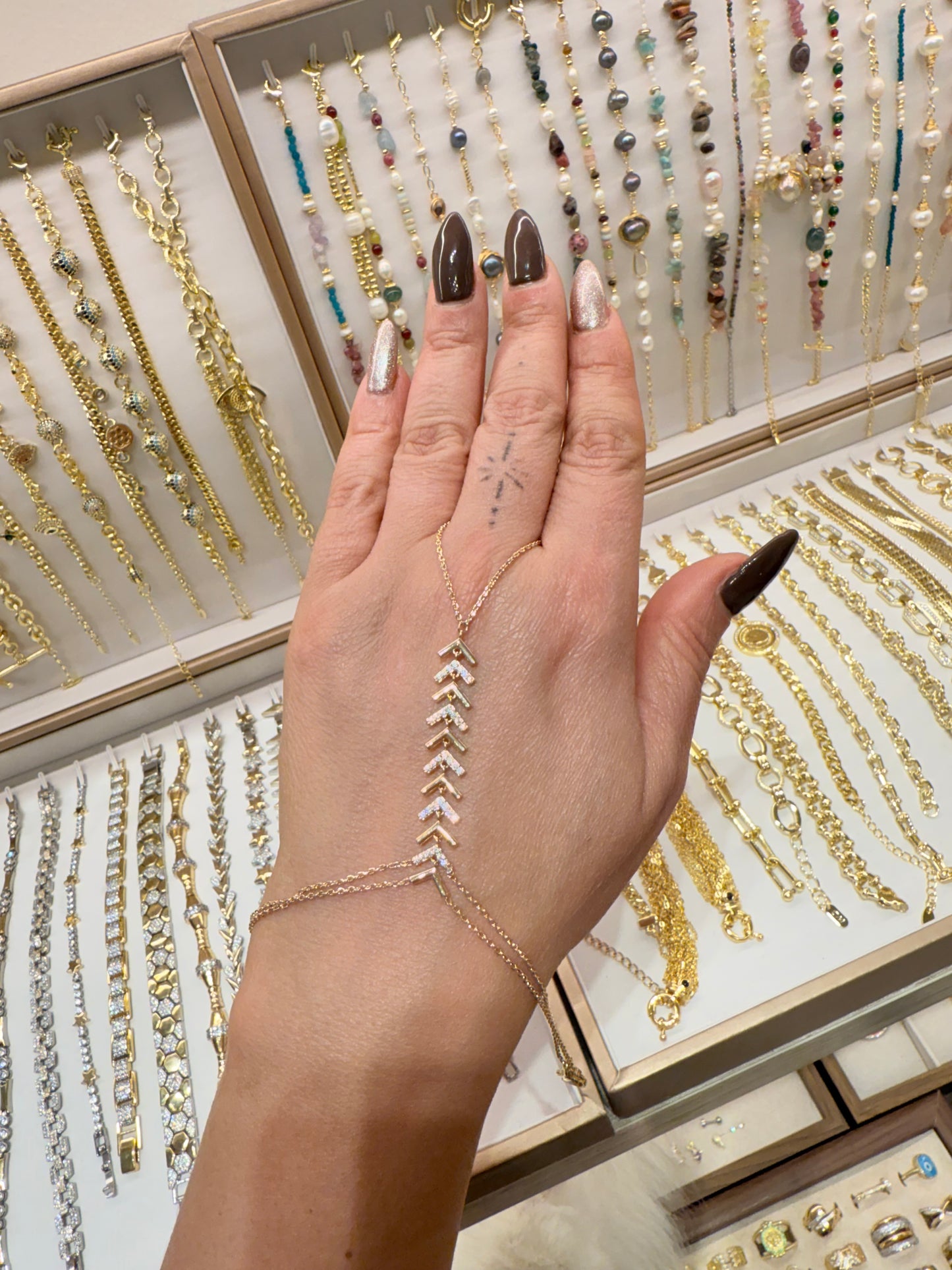 Hand chains