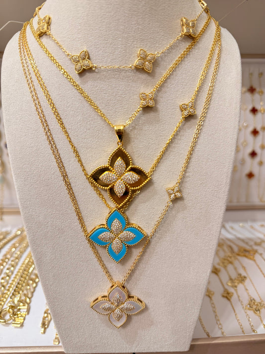 Platinum gold plated with micro zircon strasses and pearl