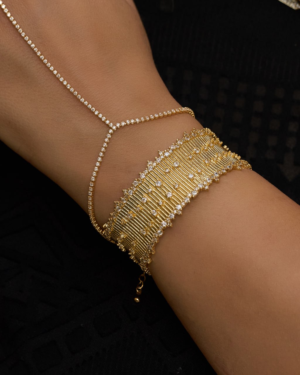 Platinum gold plated 18k with zircon strasses Bangel
