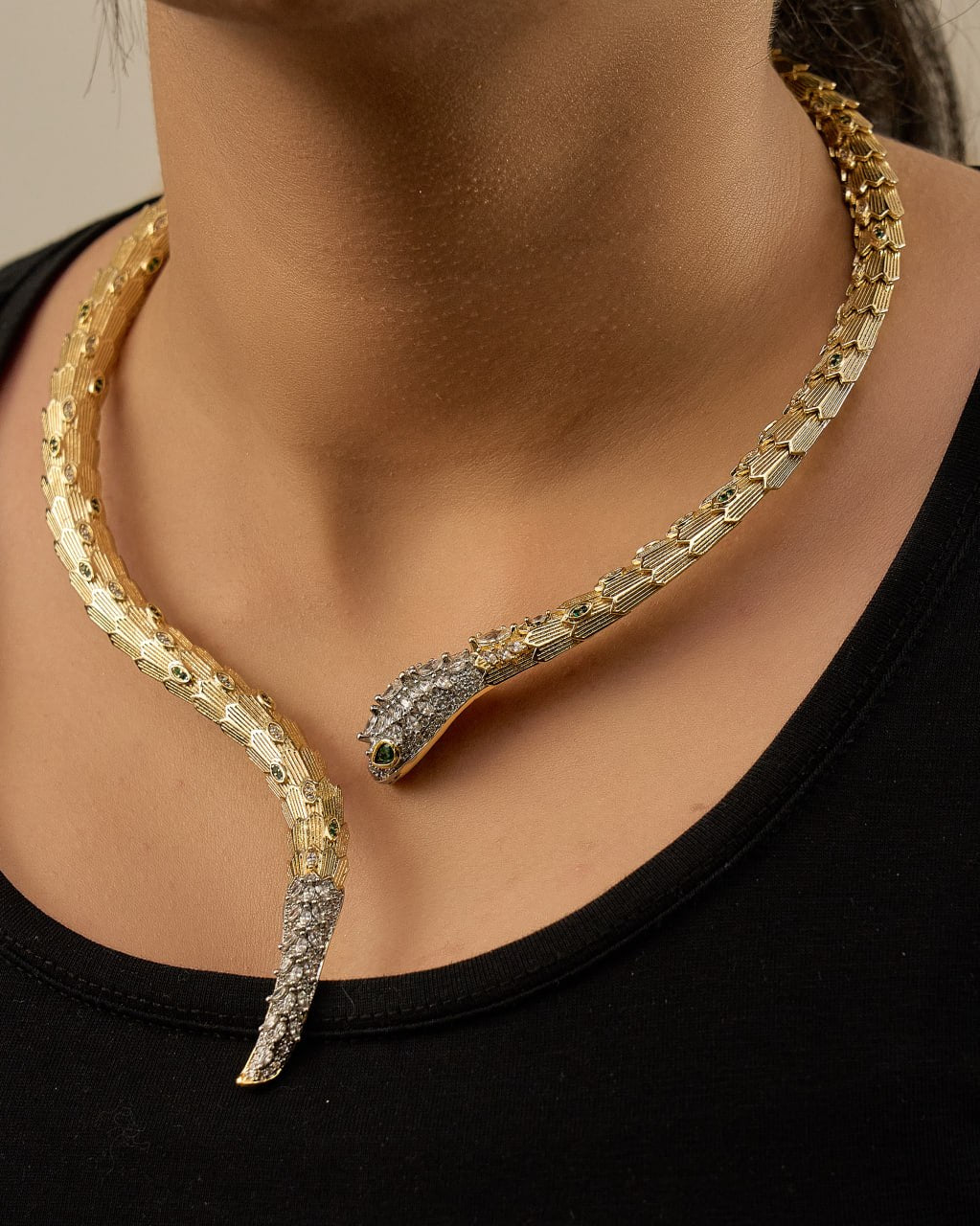 Snake coulier platinum gold plated 21k with micro zircon strasses