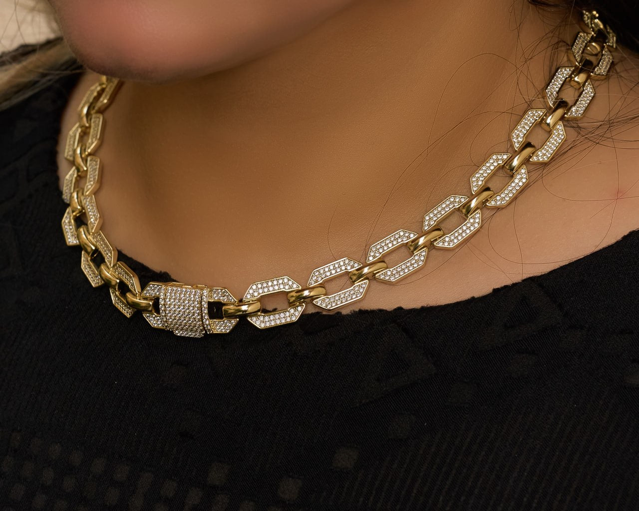 Platinum gold plated xp necklace with micro zircon strasses